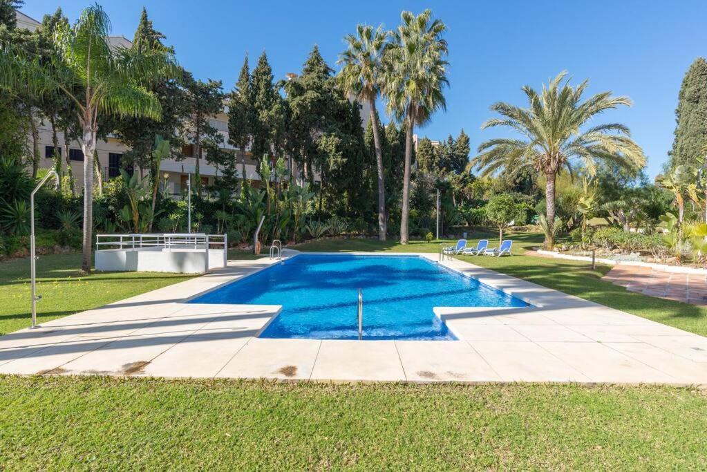 Incredible Luxury Location In Puerto Banus Beach For Families Marbella Eksteriør bilde
