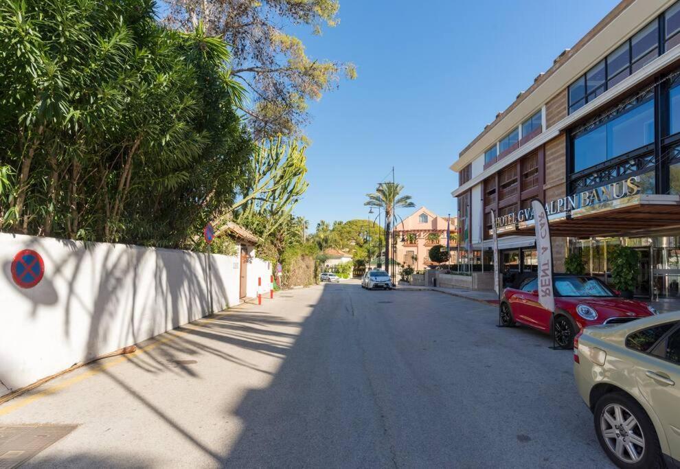 Incredible Luxury Location In Puerto Banus Beach For Families Marbella Eksteriør bilde